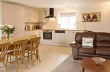 Click here for details of Round House, Holiday Cottage