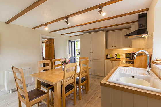 Barn End, holiday cottage North Cornwall sleeps up to 6