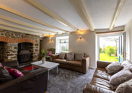 A relaxing lounge at Barton Cottage, near Port Isaac, North Cornwall