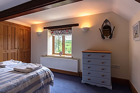 Rose Cottage - double bedroom