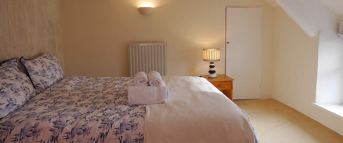 Barton Cottage - quality self catering holiday cottage at Tolraggott Farm